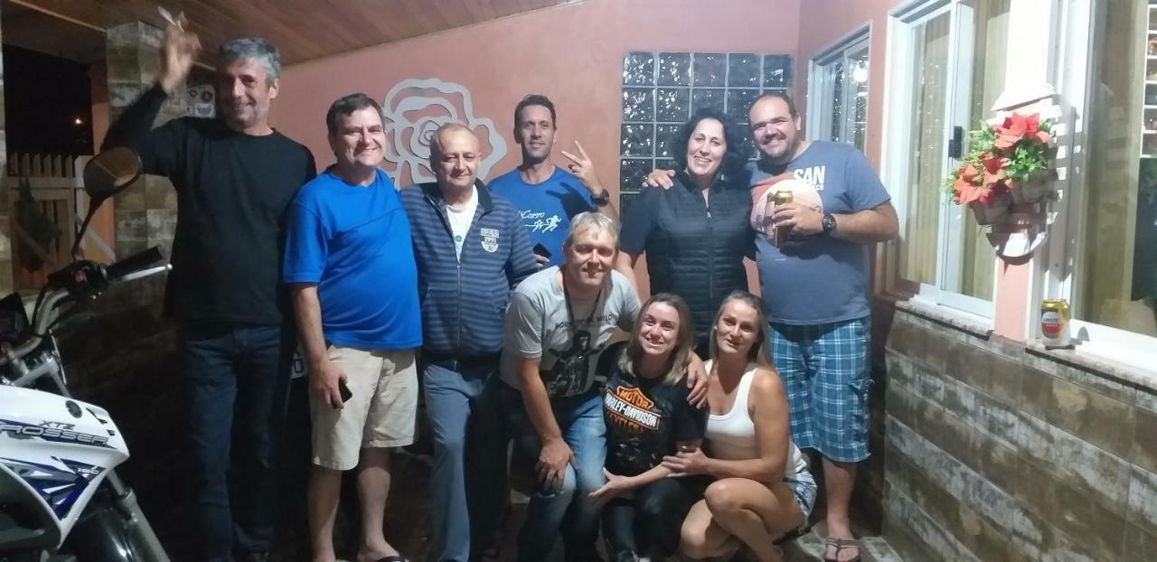 乌鲁比西 Casa De Temporada Familiar酒店 外观 照片