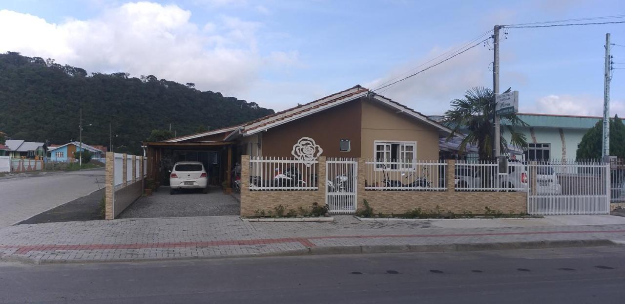 乌鲁比西 Casa De Temporada Familiar酒店 外观 照片